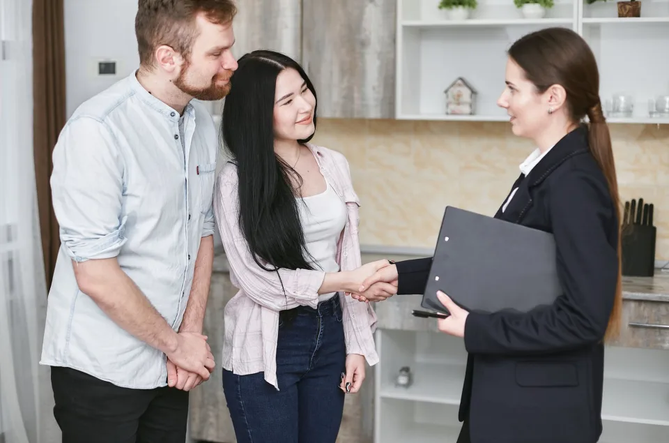 Huấn luyện viên tại phòng tập