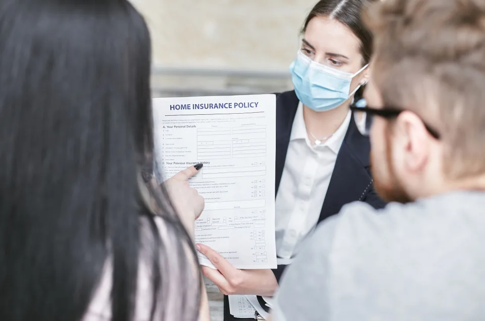 Huấn luyện viên tại phòng tập